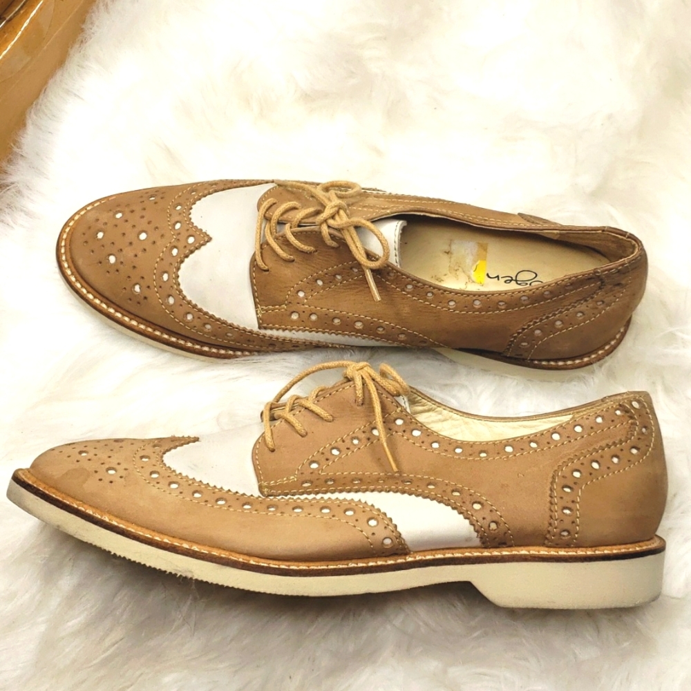 Halogen Tan Wingtip Lace up Oxford Size 8.5 twotone